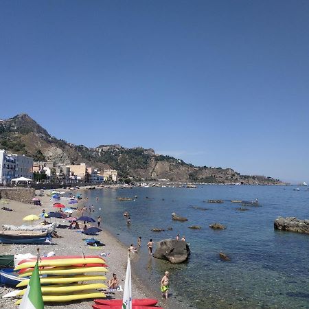 Suite sul mare Giardini Naxos Exterior foto