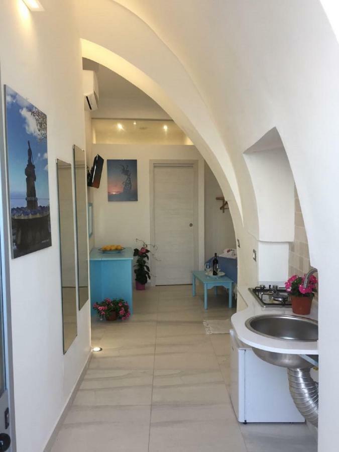 Suite sul mare Giardini Naxos Exterior foto