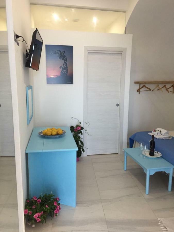Suite sul mare Giardini Naxos Exterior foto